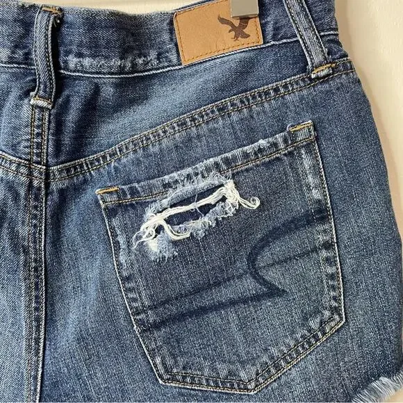 American Eagle vintage hi rise festival ripped embroidered pocket jean shorts 2 - Picture 5 of 9